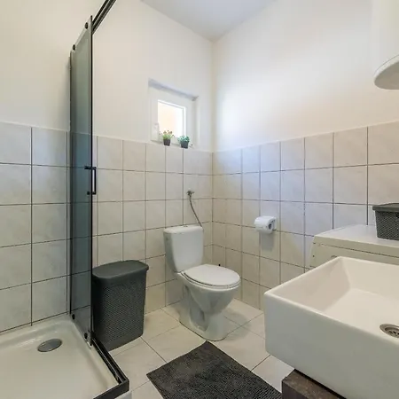 Poolincluded - Holiday Home Barba Casa vacanze